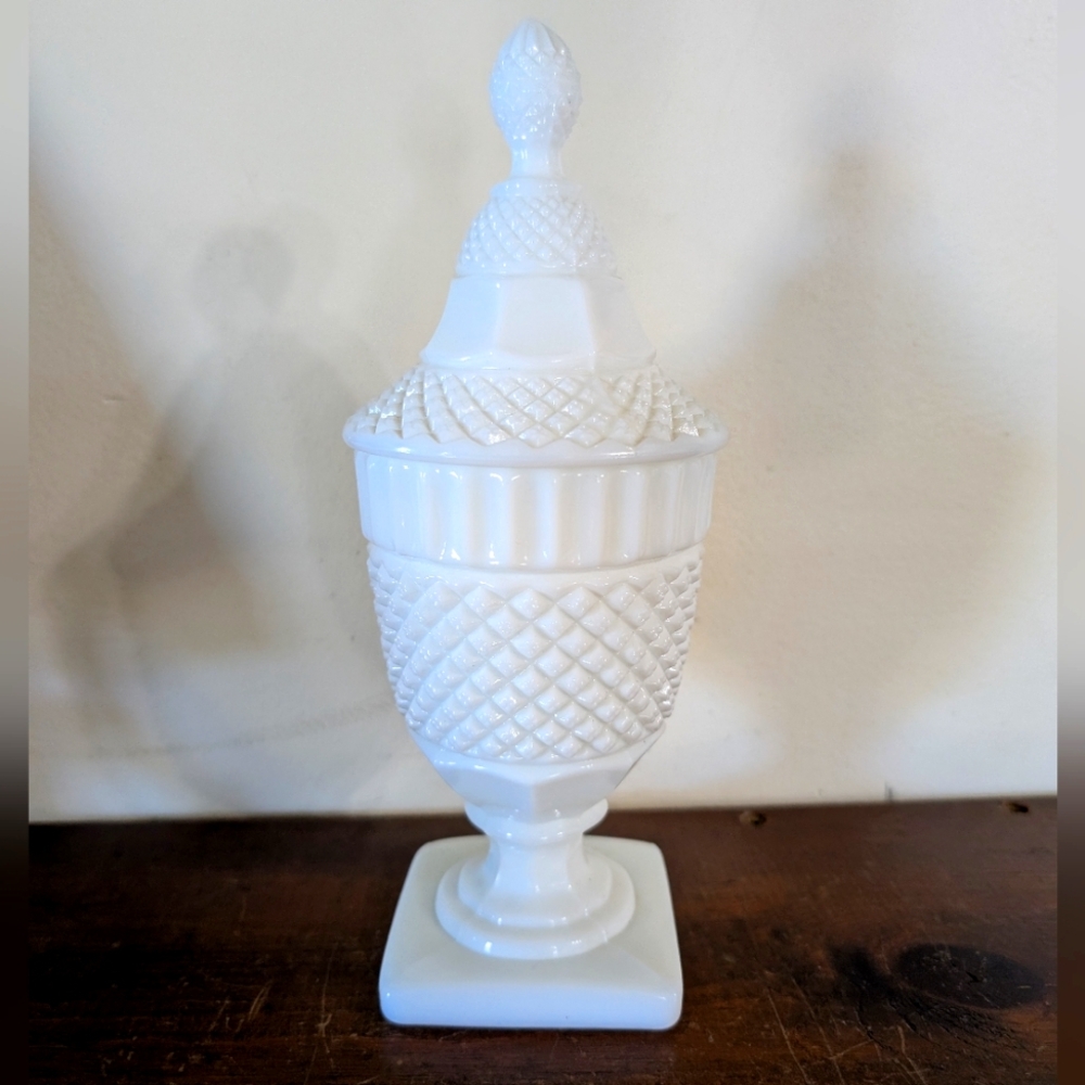 Vintage Westmoreland Milk Glass English Hobnail Pedestal Candy Dish With Lid